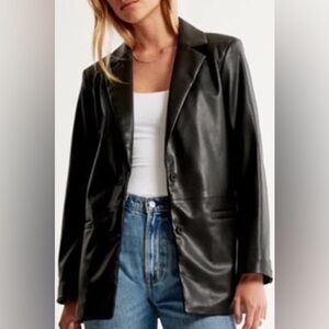 Abercrombie & Fitch Black 90s/Y2K style Vegan Leather Blazer